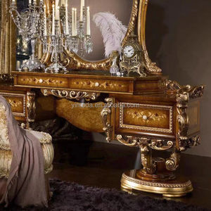 Nouvel arrivage de Offre Spéciale sculpté <span class=keywords><strong>baroque</strong></span> antique Ensembles de meubles de chambre à coucher design américain Table de <span class=keywords><strong>commode</strong></span> à tiroirs sculptée royale en bois de chêne - Product Image 3