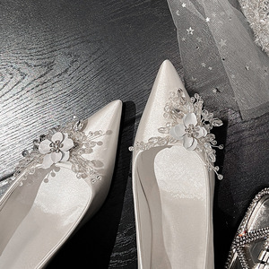 Zapatos de tacón alto con pedrería para mujer, estilo francés 2026, zapatos de novia con flores, zapatos blancos para vestido de novia y vestido de noche - Product Image 1