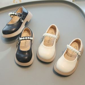 Petites chaussures en cuir pour filles le dernier modèle de printemps et d'automne Chaussures de princesse à semelle souple pour enfants Chaussures simples de performance pour filles - Product Image 2
