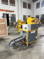 VANER 80-100 KG/H petite machine de recyclage de granulateur de câbles en cuivre machine de recyclage de câbles usés bon marché