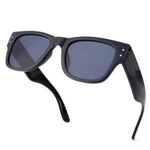 Occhiali da Sole Quadrati Trendy 2024, Montatura Larga alla Moda, Stile Semplice, Vendita all'Ingrosso - Product Image 5