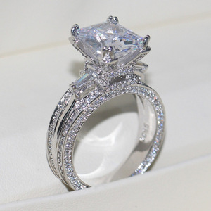 Anello Vintage Elegante, Gioiello da Donna per Matrimonio, Regalo di San Valentino - Product Image 1