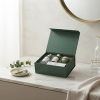 Ensemble d'emballages de soins de la peau vert sur mesure avec fermeture magnétique, boîte rigide pliable et nœud en ruban