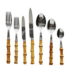 Ensemble de couverts en métal tendance avec poignées colorées, finition miroir, couverts durables pour les mariages, la restauration et la table - Product Image 6