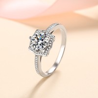 Bague de fiançailles et de mariage carrée en argent sterling 925 avec moissanite 1 ou 2 carats pour femme - Vente en gros directe usine
