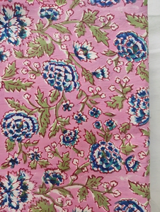 Bloque de mano indio de alta calidad hecho a mano con estampado floral para vestidos acolchados y tela artesanal para niños por yardas a precio al por mayor - Product Image 2
