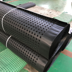 Planche de <span class=keywords><strong>drainage</strong></span> en plastique personnalisée avec <span class=keywords><strong>drainage</strong></span> efficace de l'eau en extérieur pour les projets d'aménagement paysager, certifiée CE - Product Image 5