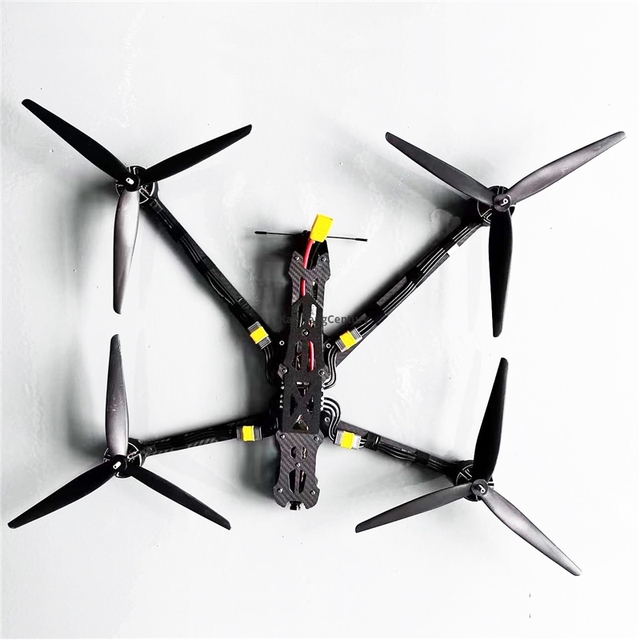 New 13 Inch Carbon Fiber FPV Racing Drone with 20km Long Range 6KG Payload 4214 560KV 8S Motors Analog Remote Control Stack F722