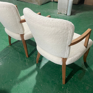 ห้องนั่งเล่นดีไซน์ใหม่กรอบไม้เนื้อแข็งเก้าอี้เท้าแขนหุ้มเบาะเก้าอี้พักผ่อนสไตล์วินเทจ - Product Image 4