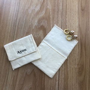 Wholesale Luxury <b>Envelope</b> Style Cotton Flannel Jewelry <b>Gift</b> Bag with Flap Jewelry Pouch - Product Image 2