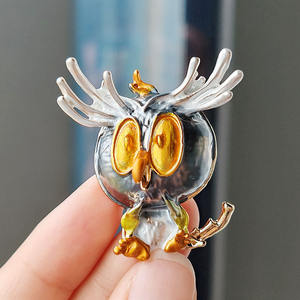Prix de gros Hibou Oiseau Cartoon Alliage Émail Broche Diamant Broche - Product Image 2