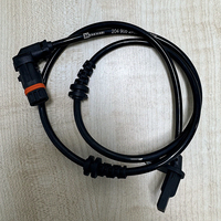 2045400517 Sensor Kecepatan Roda ABS As Roda Depan Kiri dan Kanan untuk Mercedes-Benz C250 C300 C63 AMG GLK350 08-12