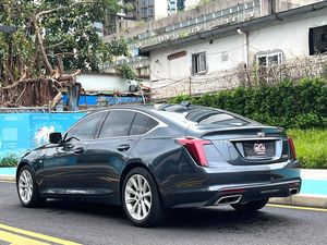 Cadillac CT5 2.0T 10AT Luxury Entry Sedan 2022 d'occasion, 237 CV, propulsion arrière, 4924 mm de long, 1883 mm de large, 2947 mm d'entre-essieux, export - Product Image 3