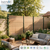 Lames de clôture verticales en PVC imitation bois Kenda Bamboo Color 4,9 cm pour clôture grillagée, résistantes au vent et aux UV, pour maisons résidentielles