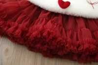 Ensemble de vêtements pour filles, 2 pièces, pull en tricot blanc à motifs de cœurs + jupe tutu rouge, vêtements tendance pour enfants, filles, hiver 2026