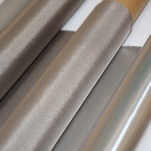 Tissu de blindage RFID métallique léger tissé uni certifié par un laboratoire européen pour cartes de crédit, sacs et vêtements - Product Image 1