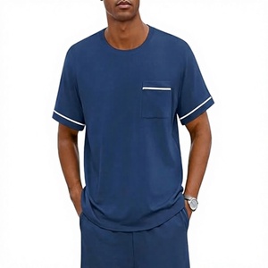 Ensemble short 2 pièces unisexe bleu marine, t-shirt col rond avec poche, coupe classique, décontracté, en coton tricoté extensible pour l'été - Product Image 1