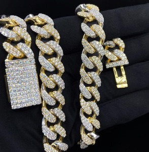 Pulsera de Cadena con Diamantes Moissanite en Oferta, con Cierre Seguro para Hombre y Mujer, Joyería de Moda, Suministro al por Mayor de Fábrica - Product Image 6