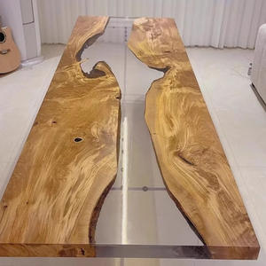 Mesa de Comedor Clásica de Madera Maciza y Resina Epoxi de Diseño Único, Personalizable en Colores para Uso en Hoteles, 2024 - Product Image 5