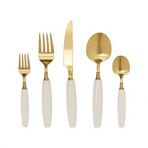Ensemble de couverts modernes en acier inoxydable doré avec manches en céramique, poli à la main, compatible lave-vaisselle, pour mariage et repas - Couteau, fourchette, cuillère - Product Image 1