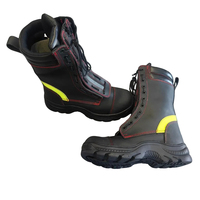 Bottes de sauvetage robustes en cuir véritable ignifuges, embout de protection en plastique flexible, semelle intérieure en caoutchouc, anti-chimiques et résistantes à la chaleur