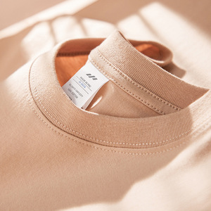<span class=keywords><strong>Camisa</strong></span> base de algodón puro pesado de 230g de punto de <span class=keywords><strong>manga</strong></span> <span class=keywords><strong>corta</strong></span> para <span class=keywords><strong>hombre</strong></span> de moda Casual sólido versátil cuello suelto para verano - Product Image 3