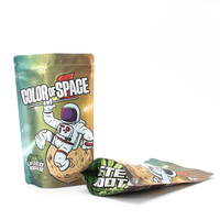 Snack avec fermeture à glissière de qualité alimentaire imprimé personnalisé pochette debout à fermeture éclair emballage holographique en plastique sac debout