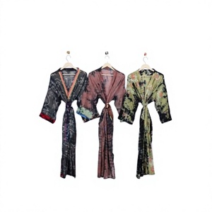 Bata de mujer con estampado floral tie-dye, manga larga, cuello en V, largo completo, tejido suave, ropa de dormir informal para el hogar, primavera-verano, 100% poliéster - Product Image 1