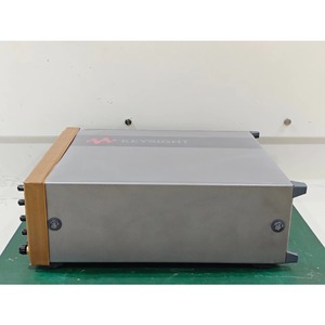 Generador de Señales Keysight E8267D, 100 kHz a 44 GHz xgeqpt - Product Image 3
