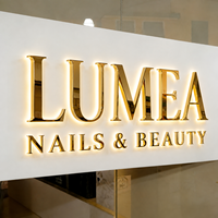 Enseigne lumineuse pour salon de coiffure : Lettres en aluminium rétroéclairées pour décoration murale