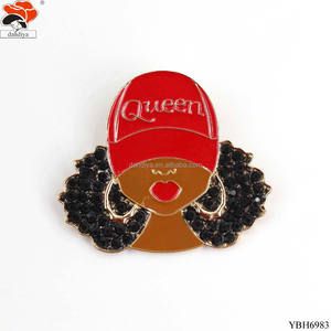 Broche en forme de chapeau de reine rose inspirée des cheveux bouclés, logo personnalisé, couleur, lettre grecque, sororité, fraternité, cadeau de mariage, cristal - Product Image 3