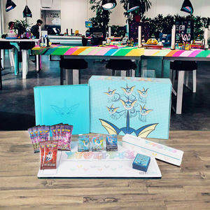 YY Original Vaporeon Jolteon Flareon Pokémon TCG Chinois Simplifié Eevee <span class=keywords><strong>GX</strong></span> Coffret Cadeau Cartes à Collectionner Exclusives Booster Papier - Product Image 3