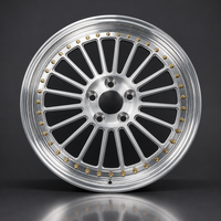 Nouvelle jante en alliage d'aluminium forgé 2 pièces, finition usinée argentée, boulons dorés, design à déport profond, logo personnalisé, jante de voiture 18-22 pouces, pour rétrofit/amélioration
