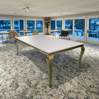 Chaises et tables de mariage à dossier rectangulaire en acier inoxydable de style européen en stock pour banquets et mariages
