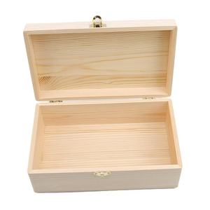 Nuovo Arrivo Scatola Contenitore Rettangolare <span class=keywords><strong>in</strong></span> <span class=keywords><strong>Legno</strong></span> Resistente di Colore Bianco con Ampio Spazio per Carte da Poker, Apertura a Conchiglia e Serratura, Idea Regalo - Product Image 6