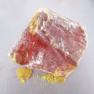 Particelle di Composto di Gomma di Alta Qualità, Chiare e a Basso Odore, Resina Petrolifera Modificata C5 C9 - Product Image 1