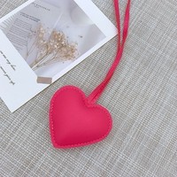 PU lederen hartvormige tas charme sleutelhanger handgemaakte hartvormige tas hanger decoratief ornament voor tas portemonnee accessoire Valentijn cadeau