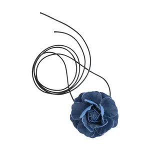 MISSNICE Desbloquea tu encanto con el collar de Gargantilla Blue Jean Camellia: imprescindible para chicas geniales