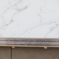 Panneau mural en PVC de luxe gris à texture de marbre bleu veiné naturel, finition brillante, feuille de marbre UV