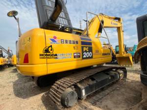 Excavadora Hidráulica Usada Komatsu PC200-8/PC220, Modelo 2020, Potencia de 180KW, Peso Operativo de 20 Toneladas - Product Image 2