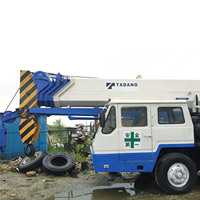 Grue sur camion TADANO GT550E d'occasion, 55 tonnes, 4 essieux, mobile, avec flèche télescopique de 42 m, hydraulique d'origine, pour travaux de levage en construction