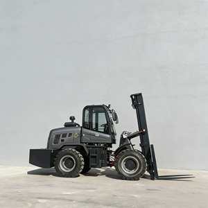 Fabrieksdirect 2 ton zware 4WD off-road diesel vorkheftruck voor opslag en transport - Product Image 1