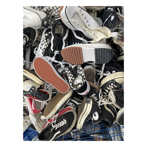 Nuevos <span class=keywords><strong>Zapatos</strong></span> <span class=keywords><strong>de</strong></span> Lona <span class=keywords><strong>de</strong></span> Marca Vanse <span class=keywords><strong>de</strong></span> Alta Calidad para Hombre Usados Converses <span class=keywords><strong>de</strong></span> Segunda Mano por Paca para Hombre - Product Image 1