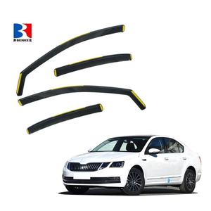 Pare-soleil pour SKODA OCTAVIA PRO Mk4 2019-2025 – Déflecteur haute performance en PC injecté pour vitre latérale - Product Image 1