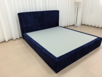 Meubles de chambre à coucher pour gagner de la place, cadre de lit bleu marine compressé sous vide, facile à transporter, base de lit queen ou king size