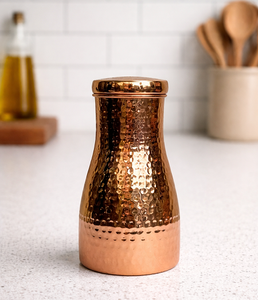 Bouteille d'eau en cuivre écologique de qualité supérieure, design portable pour la maison, le bien-être, l'extérieur et le bureau, favorise une hydratation saine et un mode de vie quotidien équilibré - Product Image 1