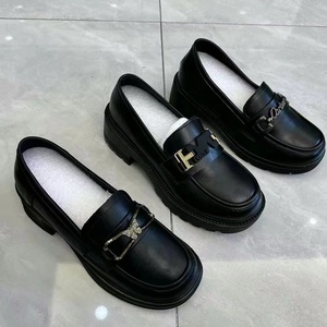 <span class=keywords><strong>Mocasines</strong></span> <span class=keywords><strong>de</strong></span> alta calidad, zapatos <span class=keywords><strong>de</strong></span> cuero negro para <span class=keywords><strong>mujer</strong></span>, zapatos informales <span class=keywords><strong>de</strong></span> moda <span class=keywords><strong>de</strong></span> tacón grueso con cabeza redonda Vintage, venta al por mayor - Product Image 5