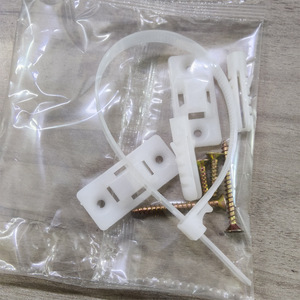 Sangle anti-basculement en nylon avec boucles et vis pour la sécurité des meubles de cuisine, blanche - Product Image 1