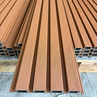 Revêtement extérieur en WPC co-extrudé, résistant aux UV, panneau mural extérieur, grain de bois, résistant aux intempéries, bardage de façade