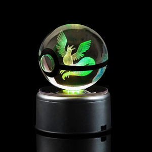 คริสตัลแก้วขายส่ง 3 มิติ โปเกบอล คริสตัลโปเกมอนโก อาร์ติคูโน่ พร้อมฐานไฟ LED สำหรับของขวัญวันวาเลนไทน์ วันเกิด วันคริสต์มาส - Product Image 4